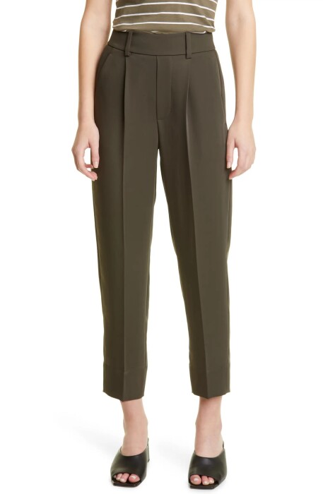 Nordstrom easy fit crop pull-on pants